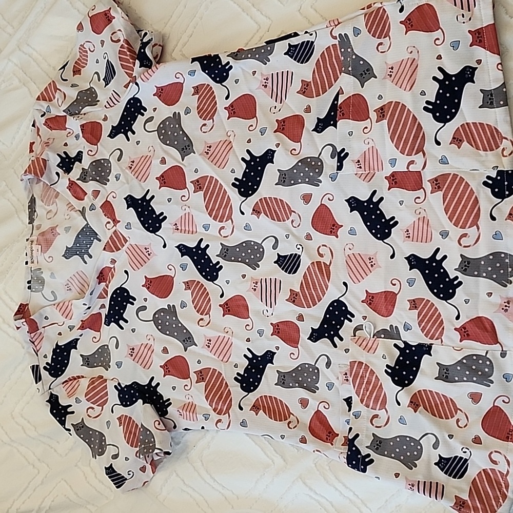 Women's scrub top